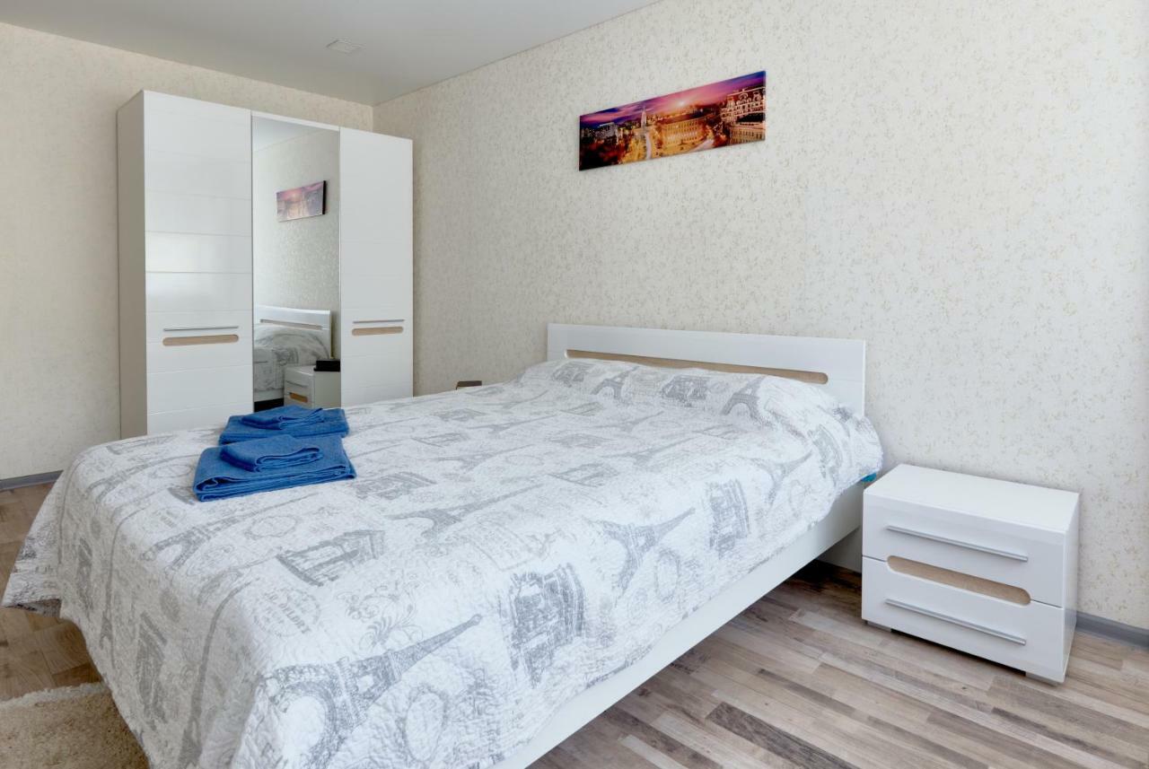 088 Apartment Near Airport Zhulyan 基輔 外观 照片